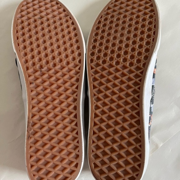 Vans Men’s May The Force Be With You Low Top Lace Up Sneakers Sz US 10 - Picture 4 of 15